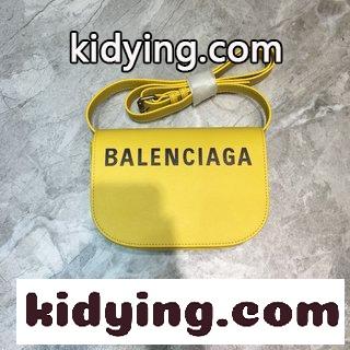BALEN VILLE DAY豆腐の包 牛革 古典的な縁取り金物装飾 バレンシアガ バック 安いコピー-1