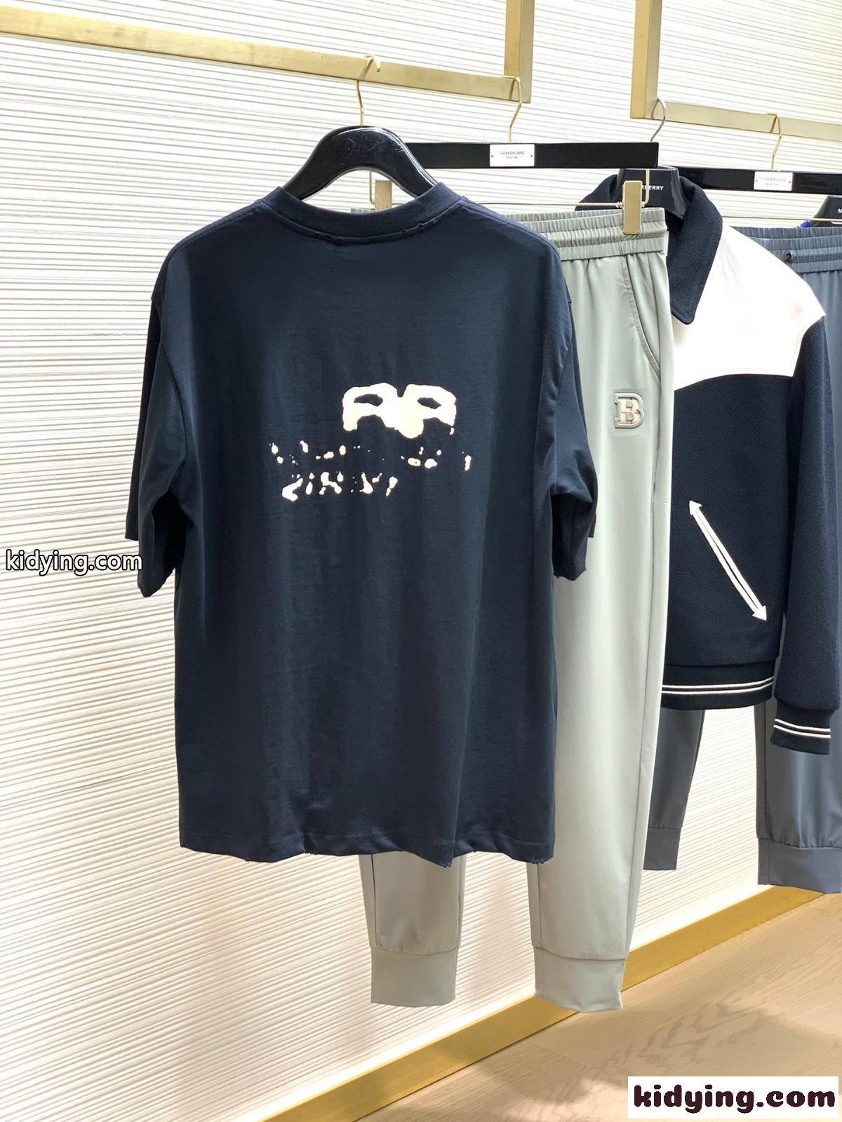 人気 カジュアル バレンシアガ Tシャツ コピー HAND DRAWN BB ICON 半袖Tシャツ-4