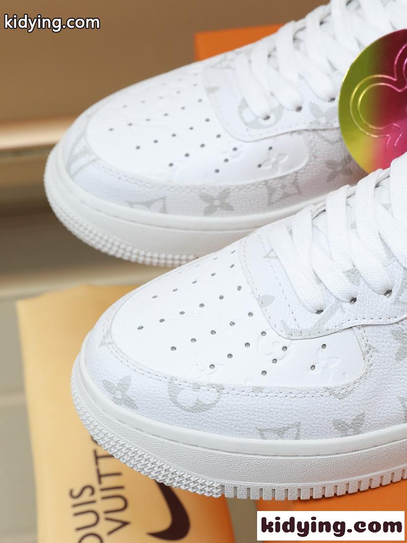 Louis Vuitton x OFF-WHITE x Nike ハイカットカジュアル おしゃれ オフホワイト スニーカー コピー 高級感 人気-4