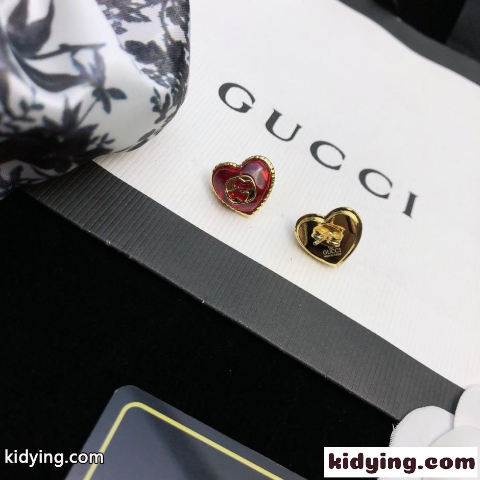 GUCCI グッチ インターロッキングG ハートモチーフ ピアス 偽物 合わせやすい-2