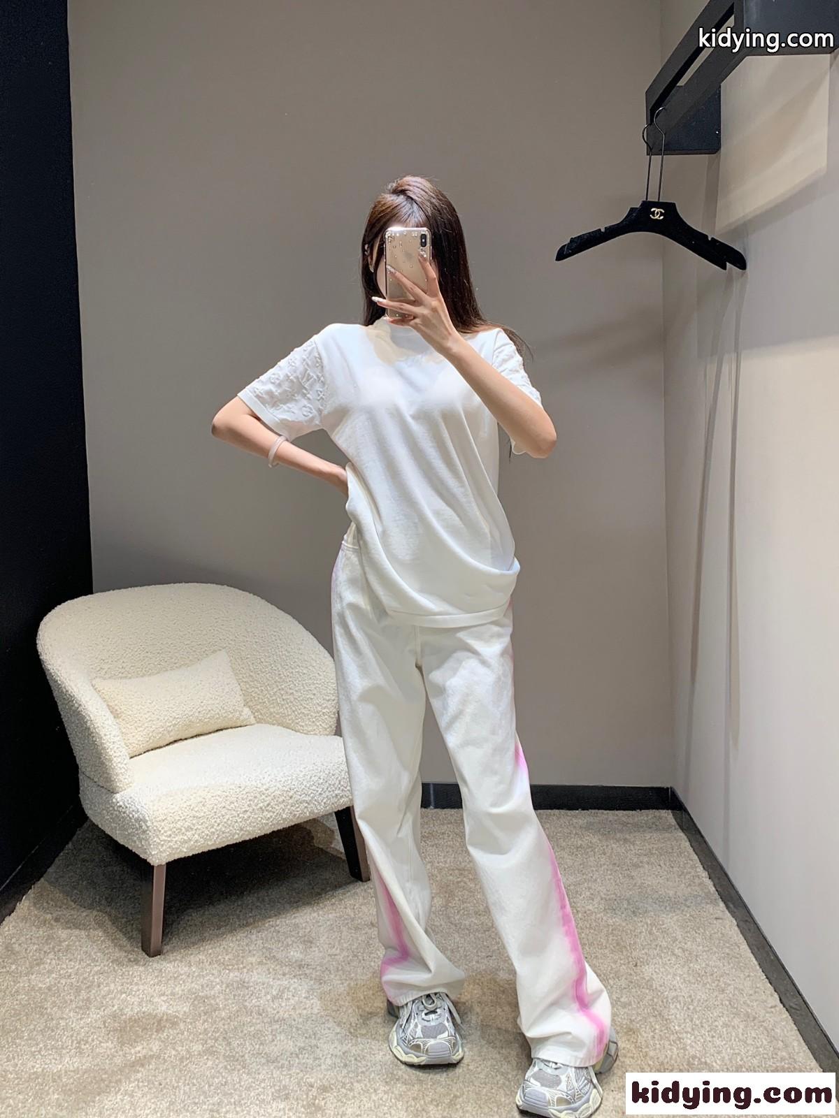 ショートスリーブシグネチャークルーネック ルイ・ヴィトン Tシャツ 偽物 ホワイト-4