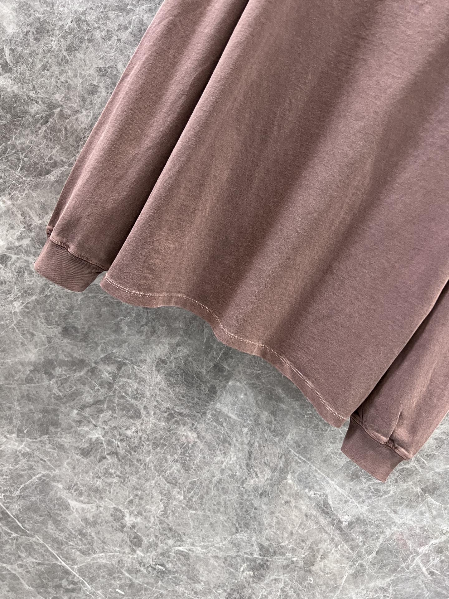 カジュアル コットン 長袖Tシャツ ミュウミュウ Tシャツ コピー ゆったり-3