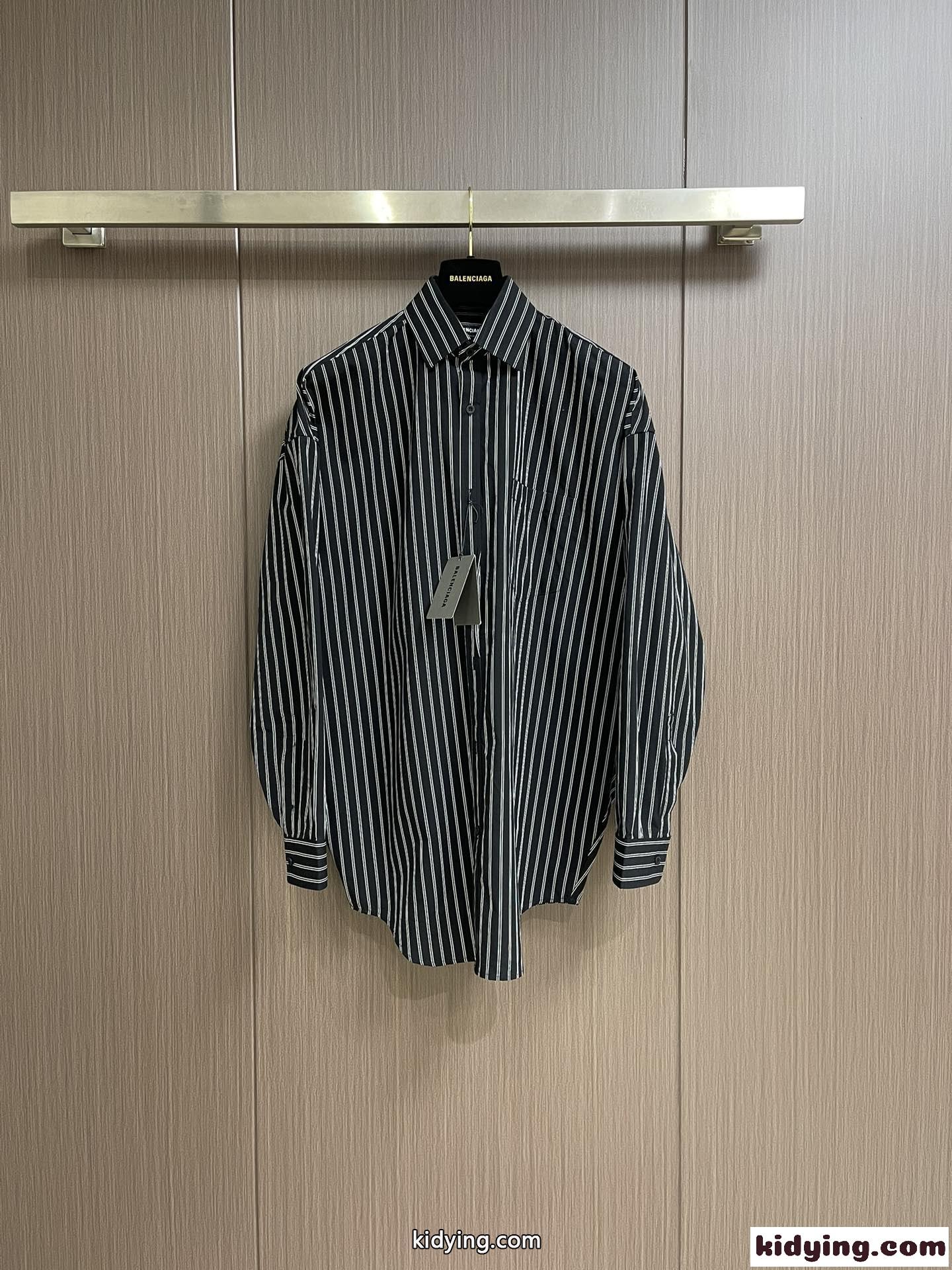 定番 カジュアル ロゴ入り ストライプシャツ バレンシアガ シャツ コピー トップス-0