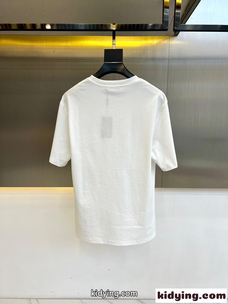 シンプル ロゴ入り クルーネック アルマーニ Tシャツ コピー 半袖Tシャツ ホワイト-3