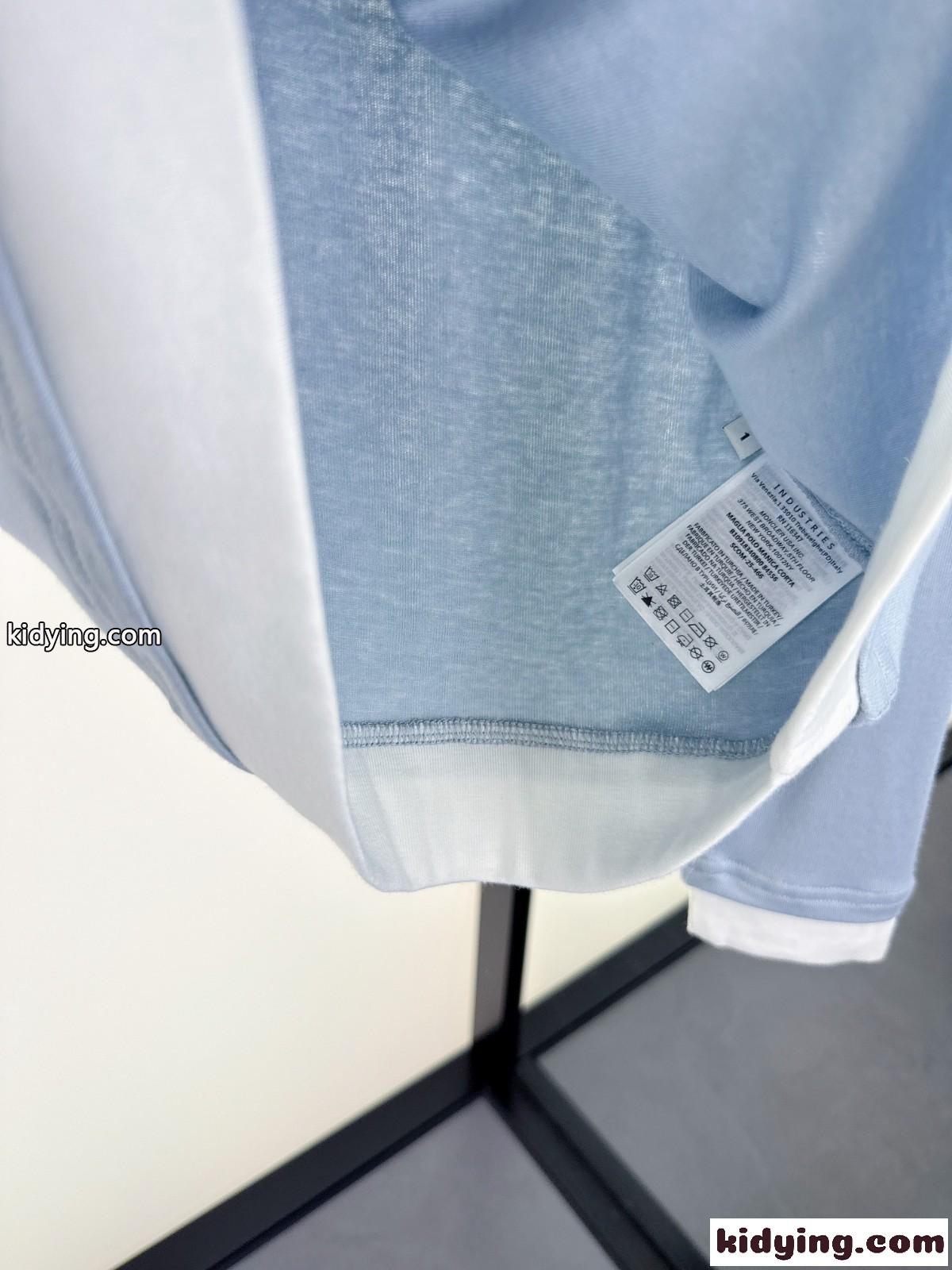 洗練された お洒落 重ね着風 長袖Tシャツ モンクレール Tシャツ 偽物 ブルー-3