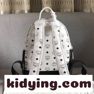 このStark両肩バックパックは多色の古典的なVisetosとNappa皮革でできており 携帯性バッグの象徴的な作品である エムシーエム バッグ コピー-4