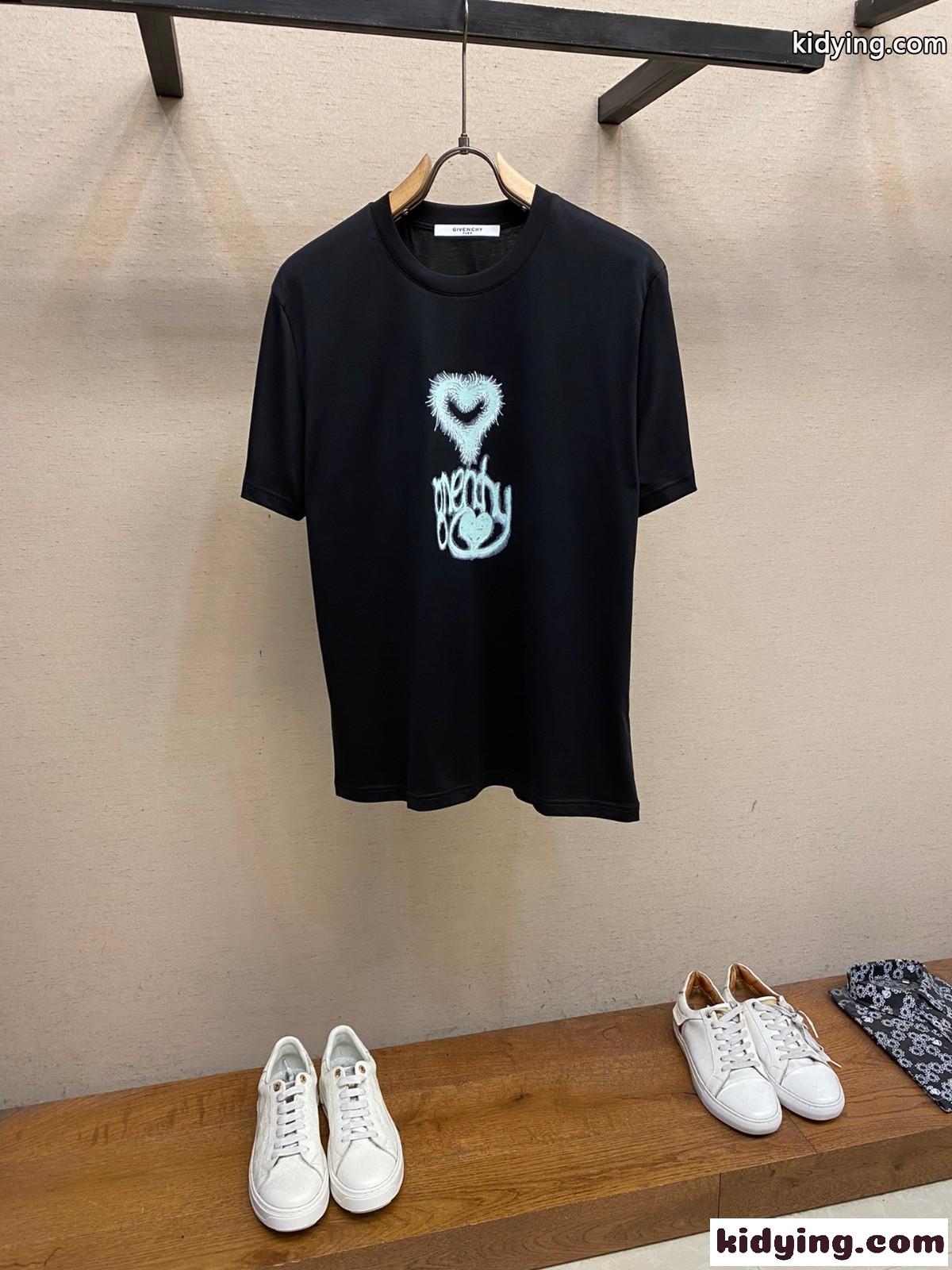 ジバンシィ Tシャツ 偽物 Love プリント クルーネック コットン 半袖Tシャツ ブラック-2