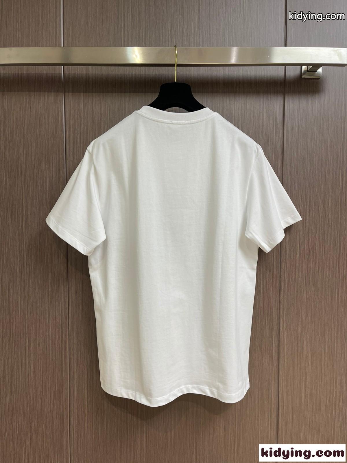 バレンシアガ Tシャツ コピー おしゃれ 刺繍入り コットン クルーネック 半袖Tシャツ-0