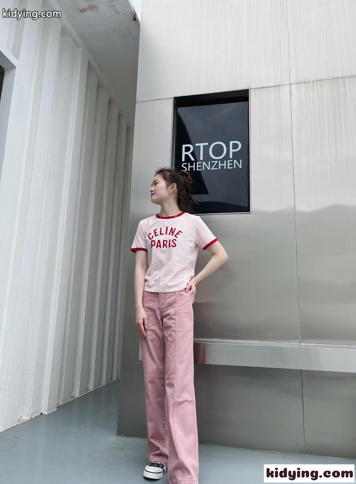 新作 CELINE PARIS 70S 半袖Tシャツ 人気 セリーヌ Tシャツ コピー クルーネック-4
