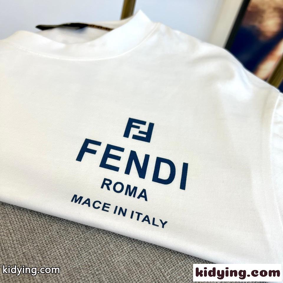 注目される ロゴプリント フェンディ 半袖Tシャツ コピー クルーネック ホワイト-1