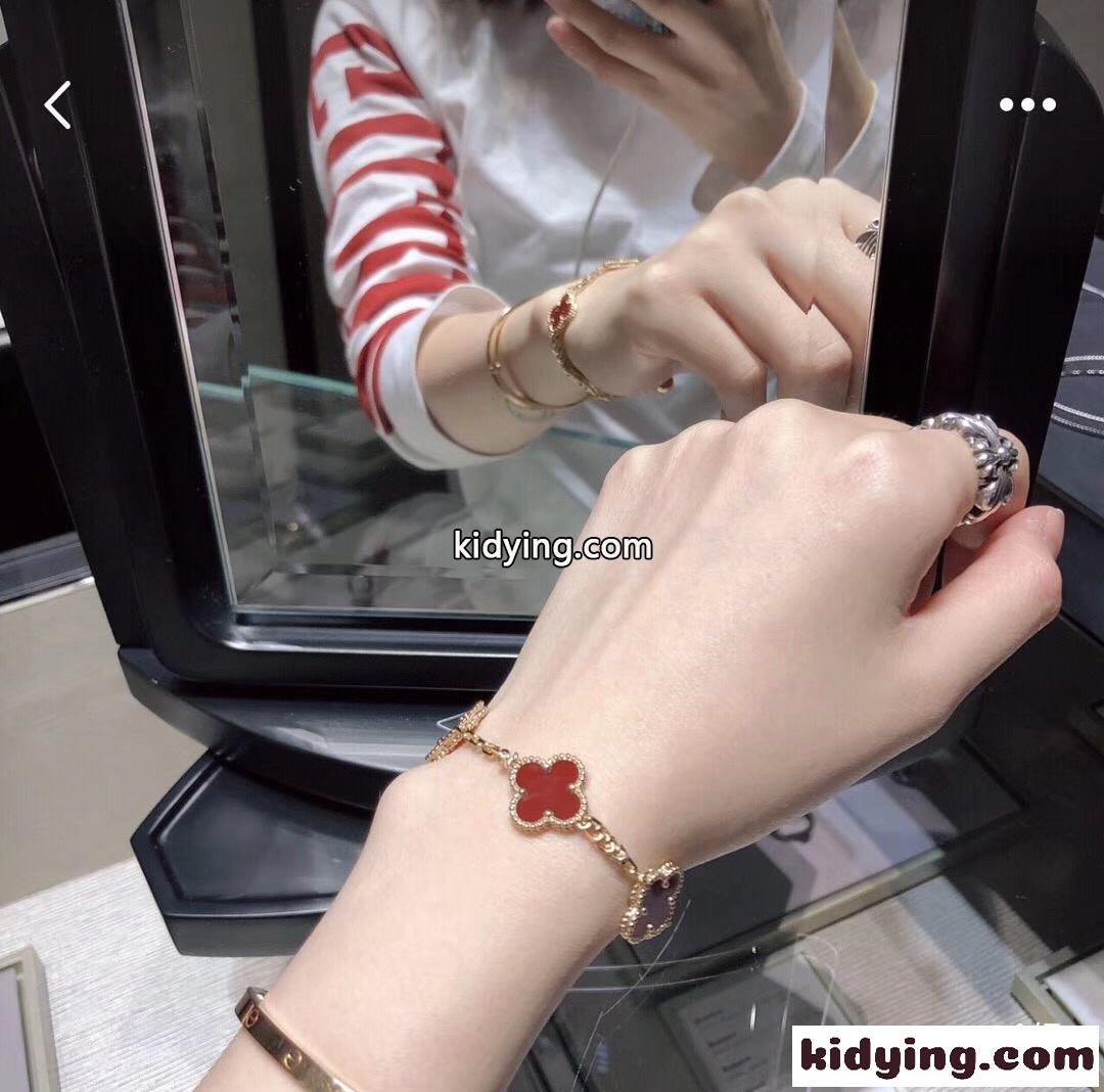 クラシック 人気 四つ葉のクローバー ヴァンクリーフ&アーペル ブレスレット コピー 18k メッキ 5モチーフ レディース-4