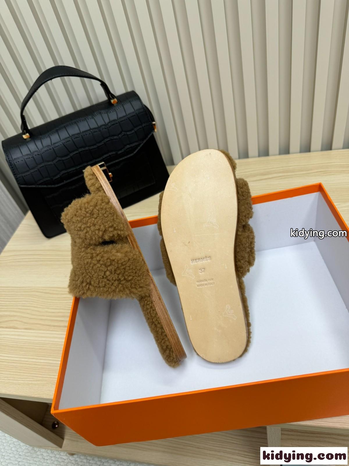 エルメス スーパーコピー 履き心地抜群 もこもこ オラン サンダル メンズシューズ-4