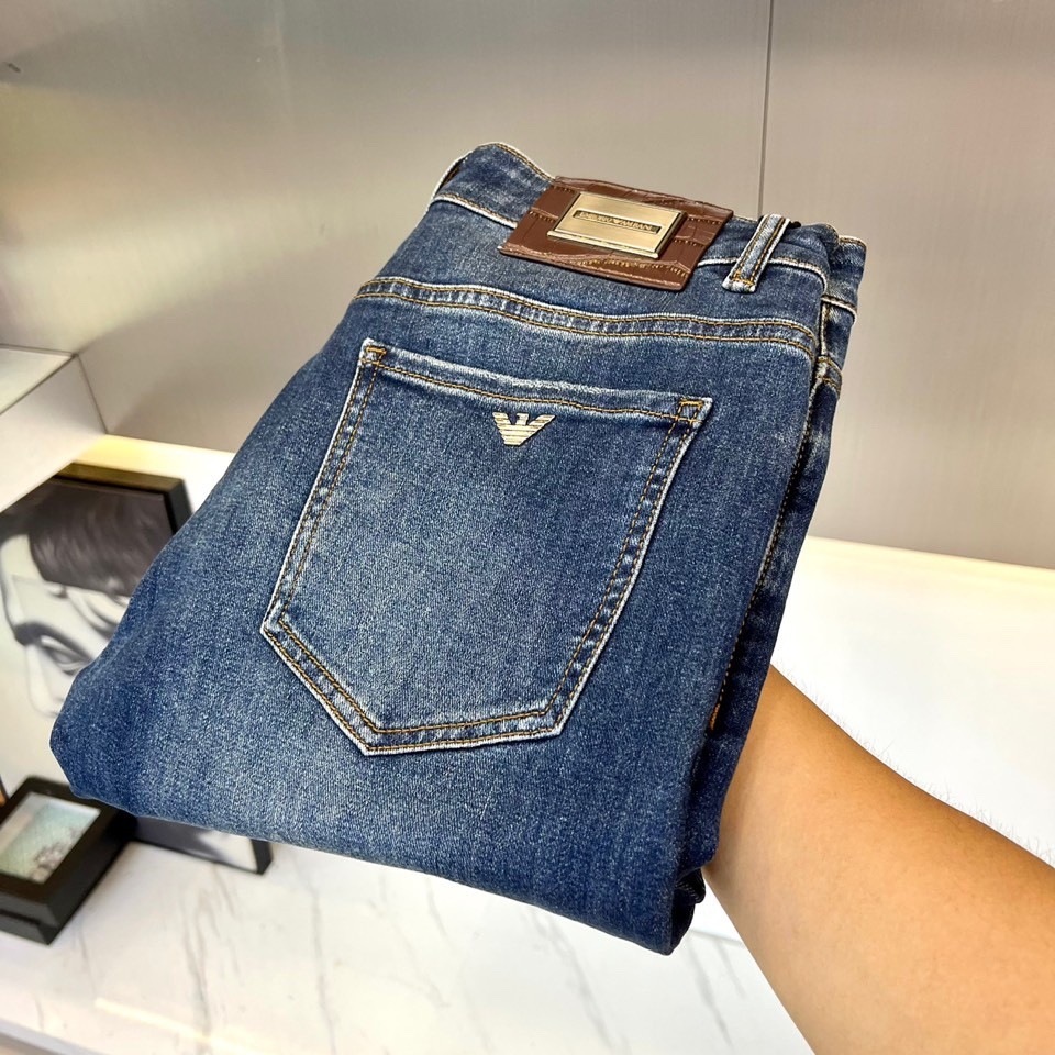 定番 合わせやすい アルマーニ ジーンズ コピー メンズ デニムパンツ-1