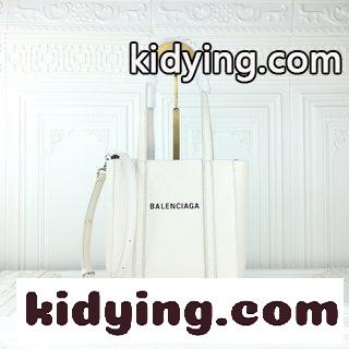 バレンシアガ バッグ 白 パリの旧家の最新版レジ袋が出てきました 手触りがとてもよくて Fashionの斜めクロスハンドです コピー-0