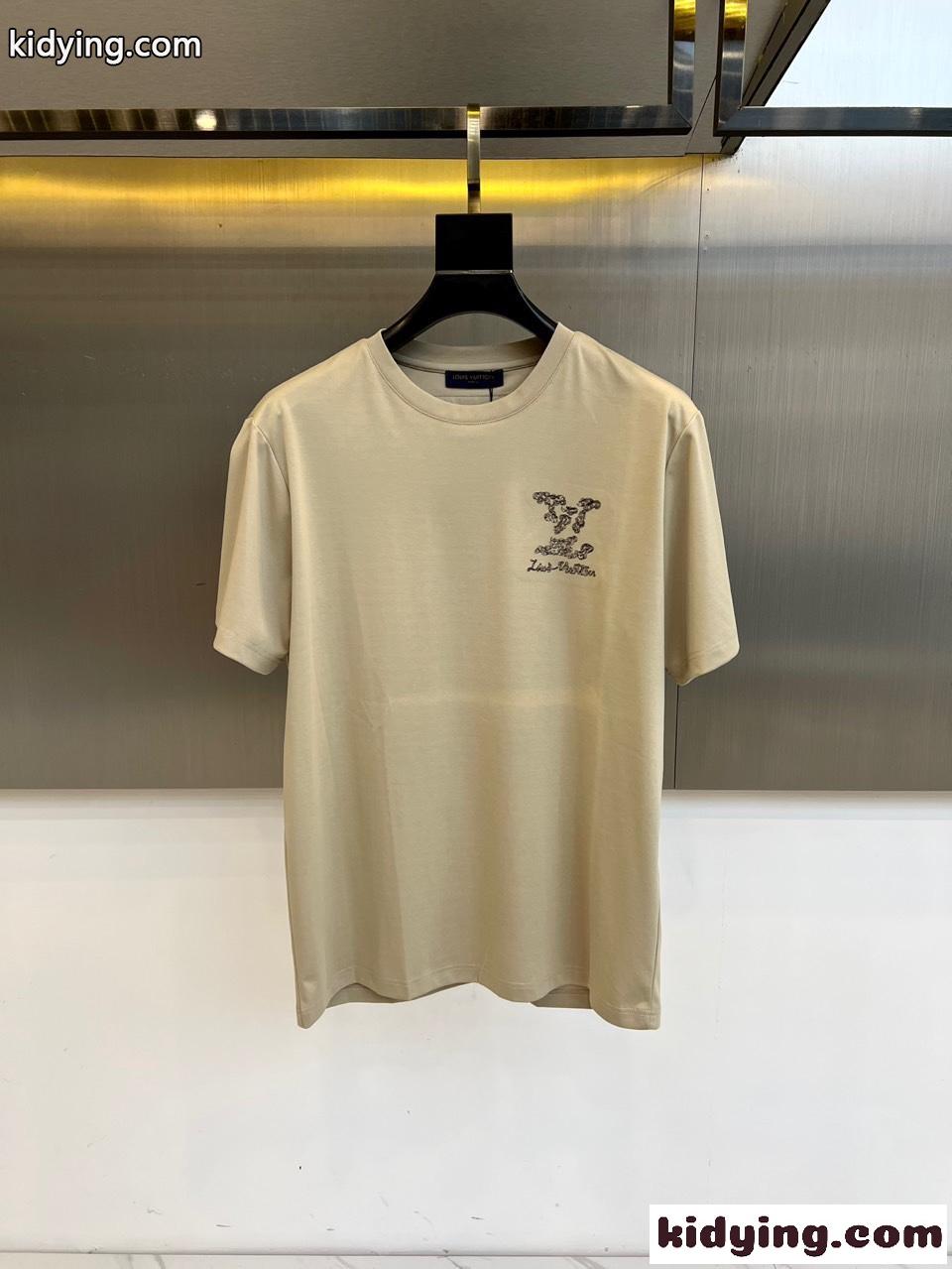 ルイ・ヴィトン Tシャツ 偽物 シンプル 合わせやすい クルーネック カーキ-0