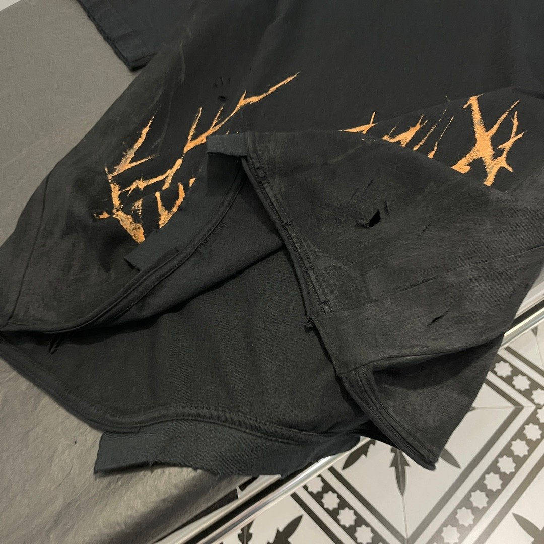 ユニセックス バレンシアガ PARIS MOON UPSIDE DOWN Tシャツ オーバーサイズ コピー-3