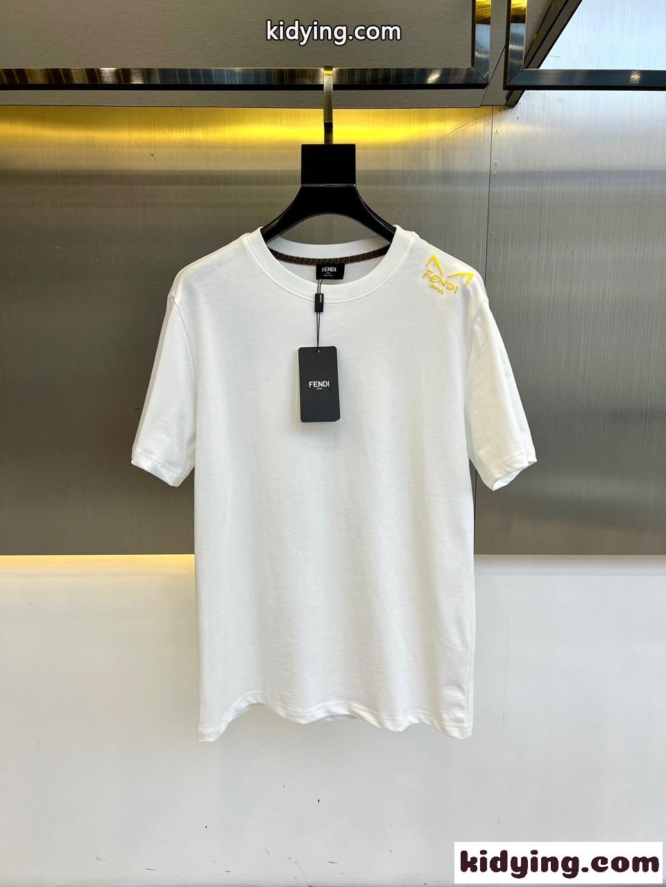 シンプル カジュアル 半袖Tシャツ フェンディ Tシャツ 偽物 クルーネック ホワイト-1