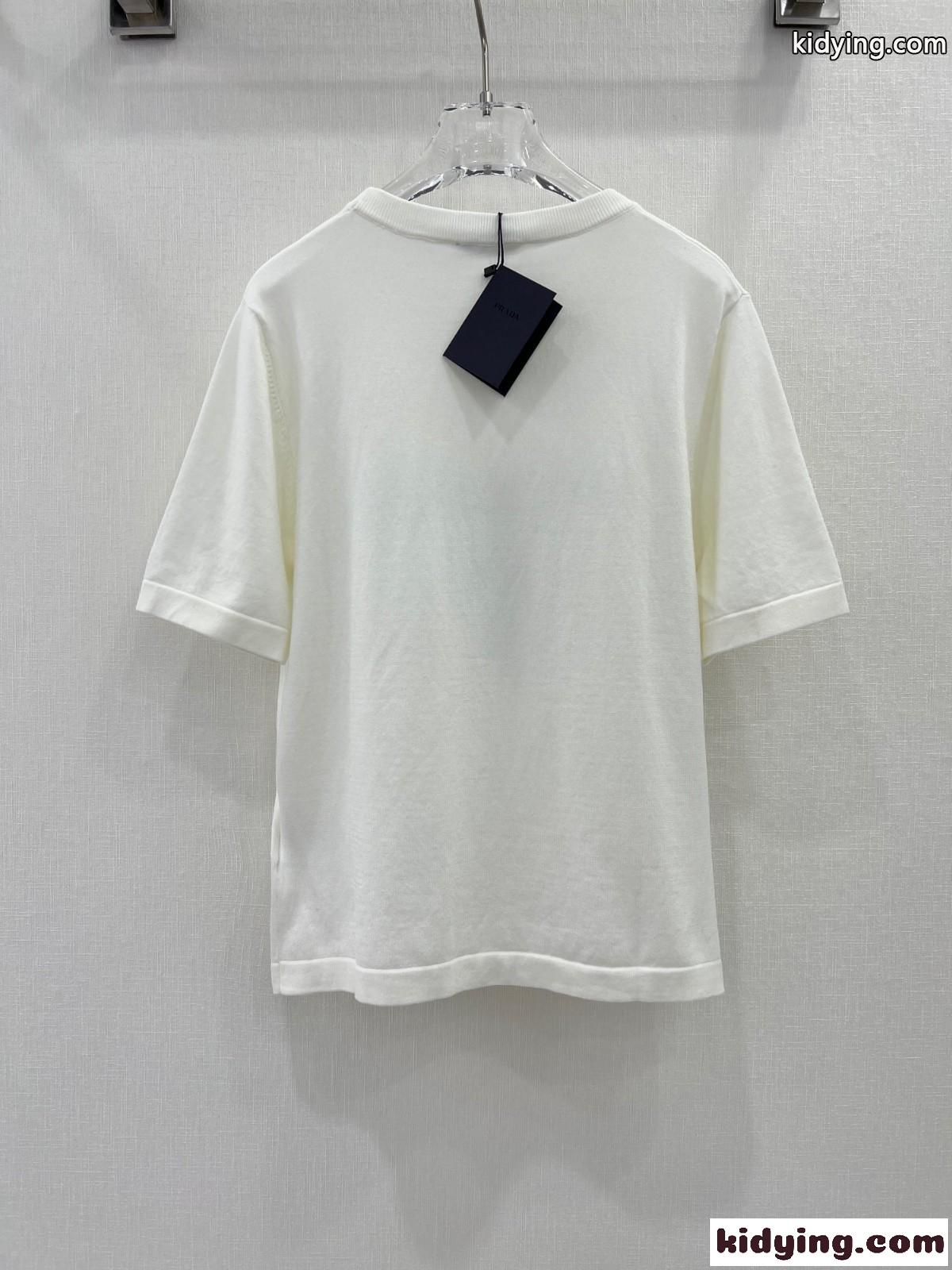 プラダ Tシャツ コピー ベーシック おしゃれ ロゴ入り クルーネック 合わせやすい-3
