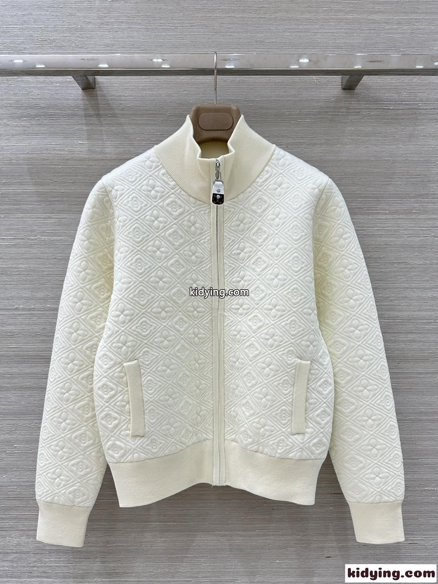 シンプル 上品 ジッパップジャケット ルイ・ヴィトン ジャケット 偽物 ホワイト-1