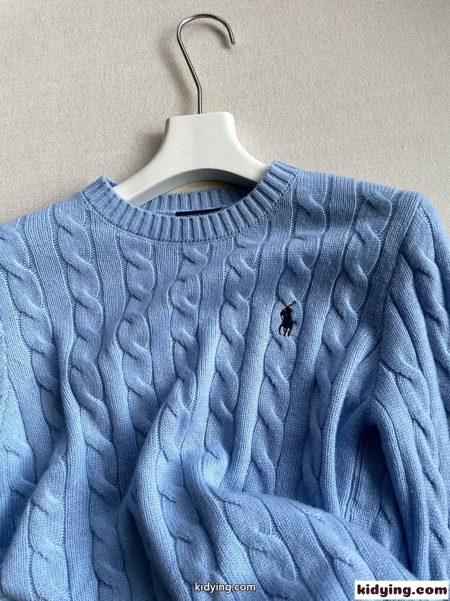 飽きのこない ケーブル編み ロゴ刺繍 ラルフローレン セーター 偽物 クルーネック ライトブルー-2