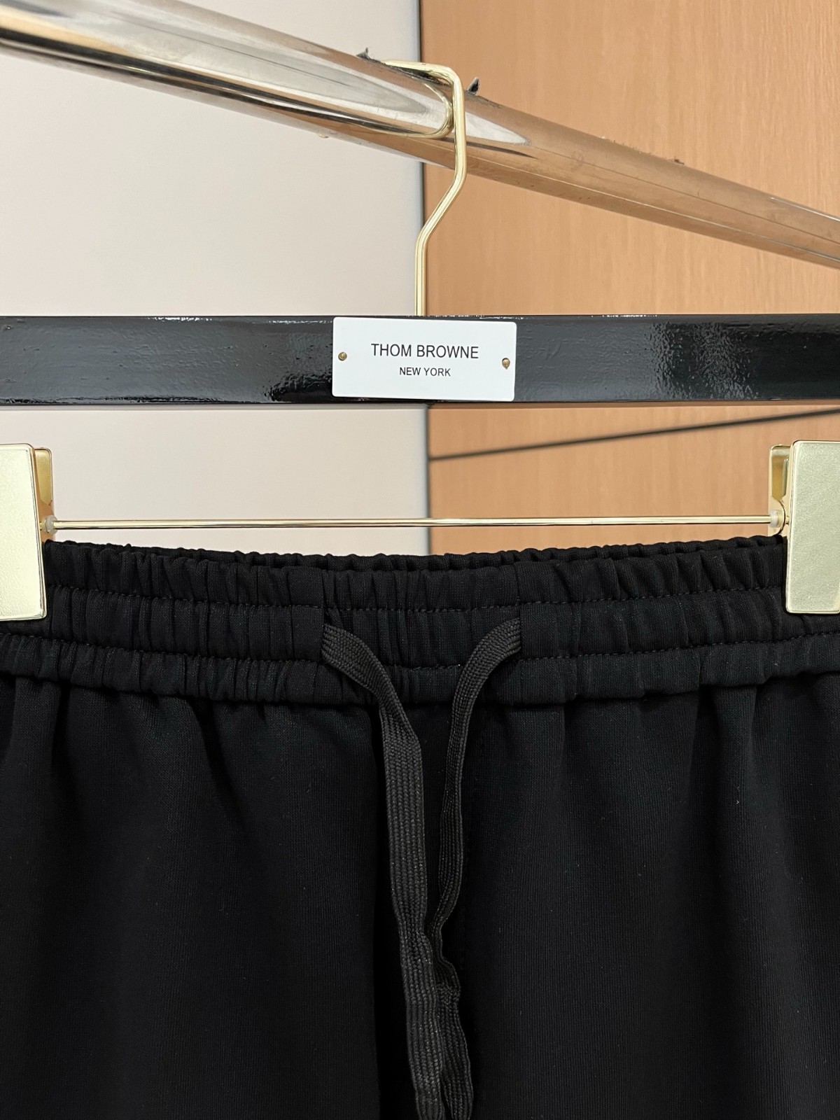 カジュアル おしゃれ チェックトリム ショートパンツ バーバリー パンツ コピー ブラック-2