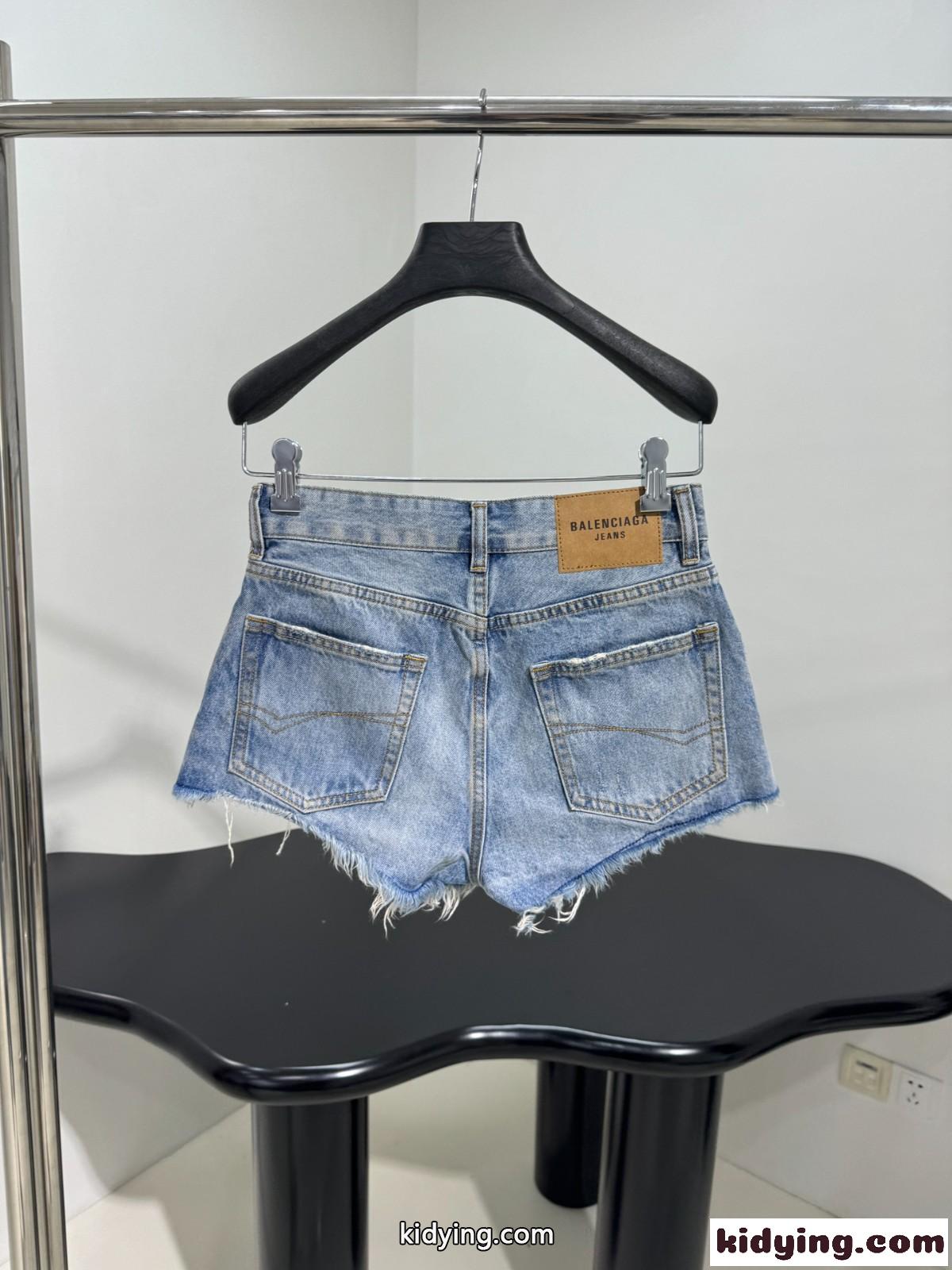 おしゃれ 合わせやすい デニム ショートパンツ バレンシアガ パンツ コピー ブルー-0
