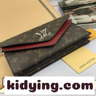 LV SAINT PLACIDEチェーンショルダーバッグ ルイヴィトン バッグ 通販コピー 手袋はスタイルがよく 金色のチェーンデザインです-2