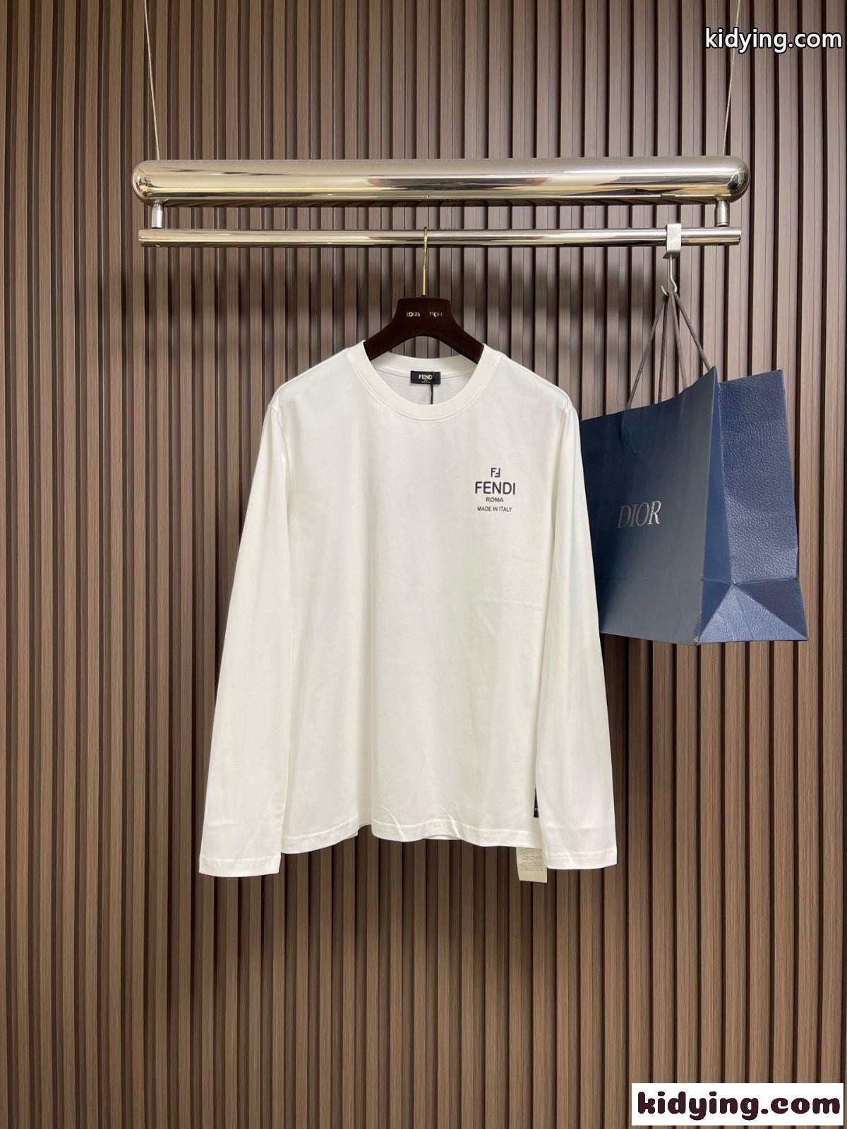 フェンディ Tシャツ 偽物 シンプル  合わせやすい ロゴ クルーネック 長袖Tシャツ-0