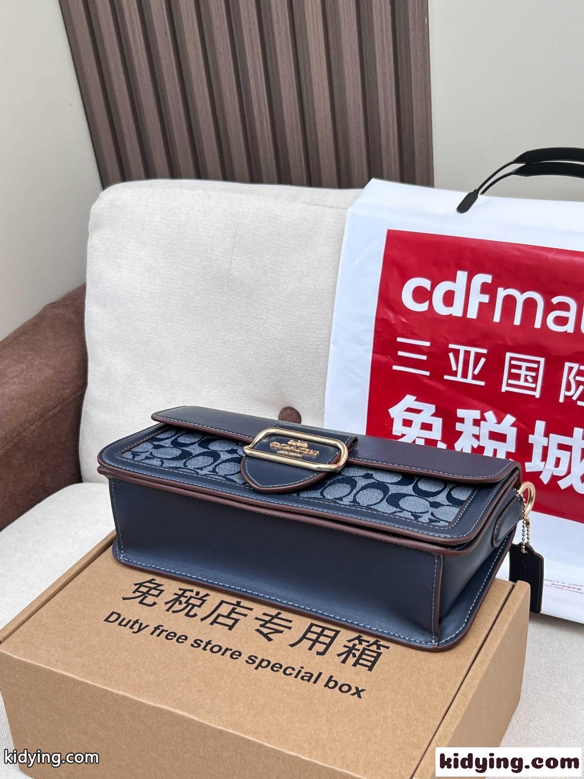 人気 上品 定番 ショルダーバッグ コーチ バッグ スーパーコピー ネイビー-1