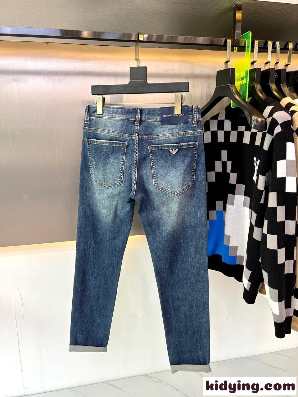アルマーニ ジーンズ コピー おしゃれ 定番 合わせやすい メンズ デニムパンツ-4
