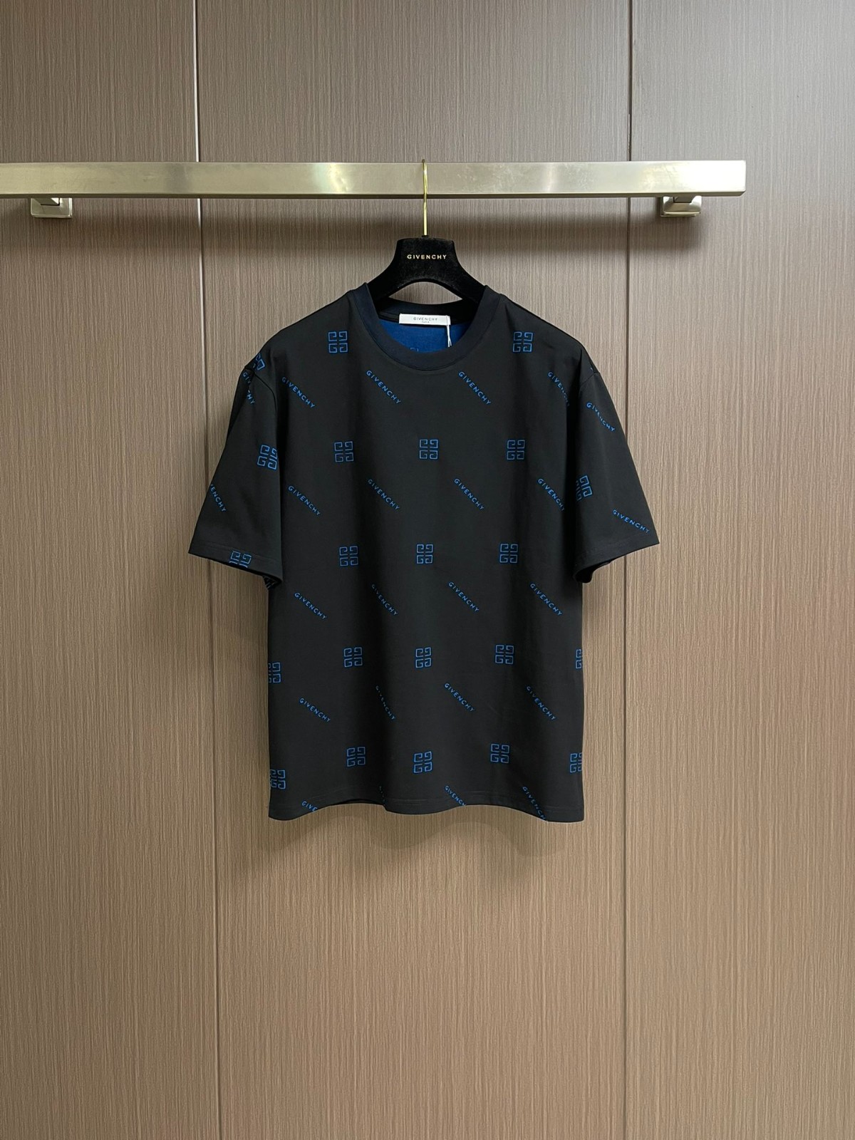 上品 カジュアル コットン 半袖Tシャツ ジバンシィ Tシャツ コピー ブラック-1