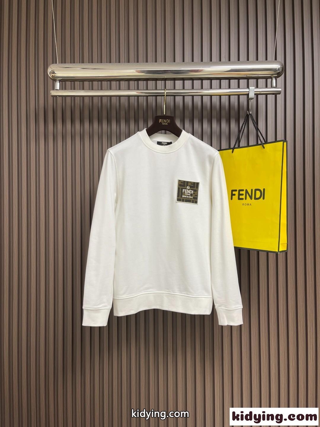 お洒落 ロゴ 長袖 スウェットシャツ フェンディ Tシャツ 偽物 クルーネック-1