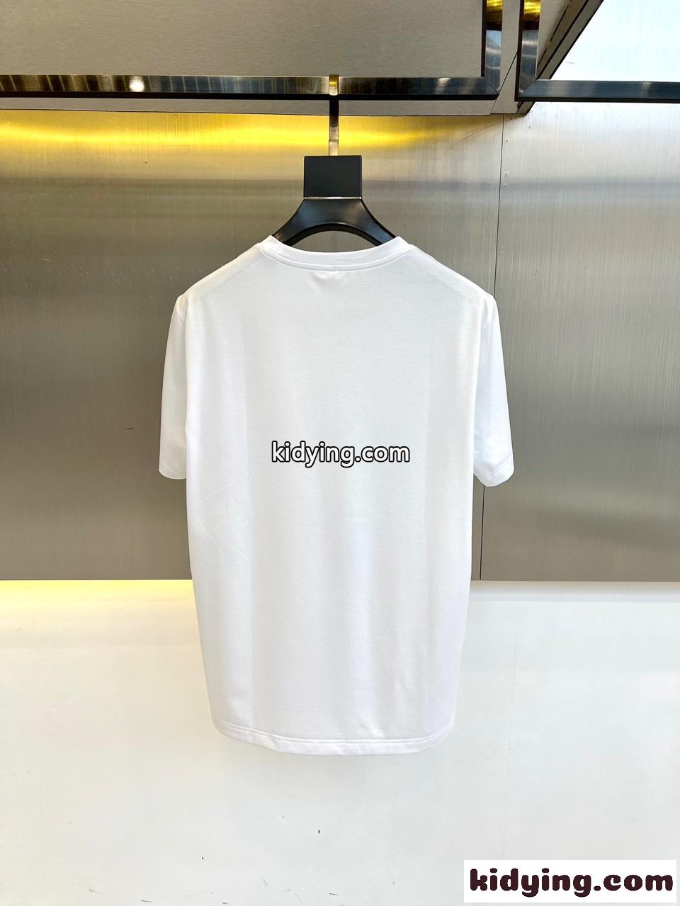 シンプル 快適 ロゴ入り 半袖Tシャツ ジバンシィ Tシャツ 偽物 ホワイト-0