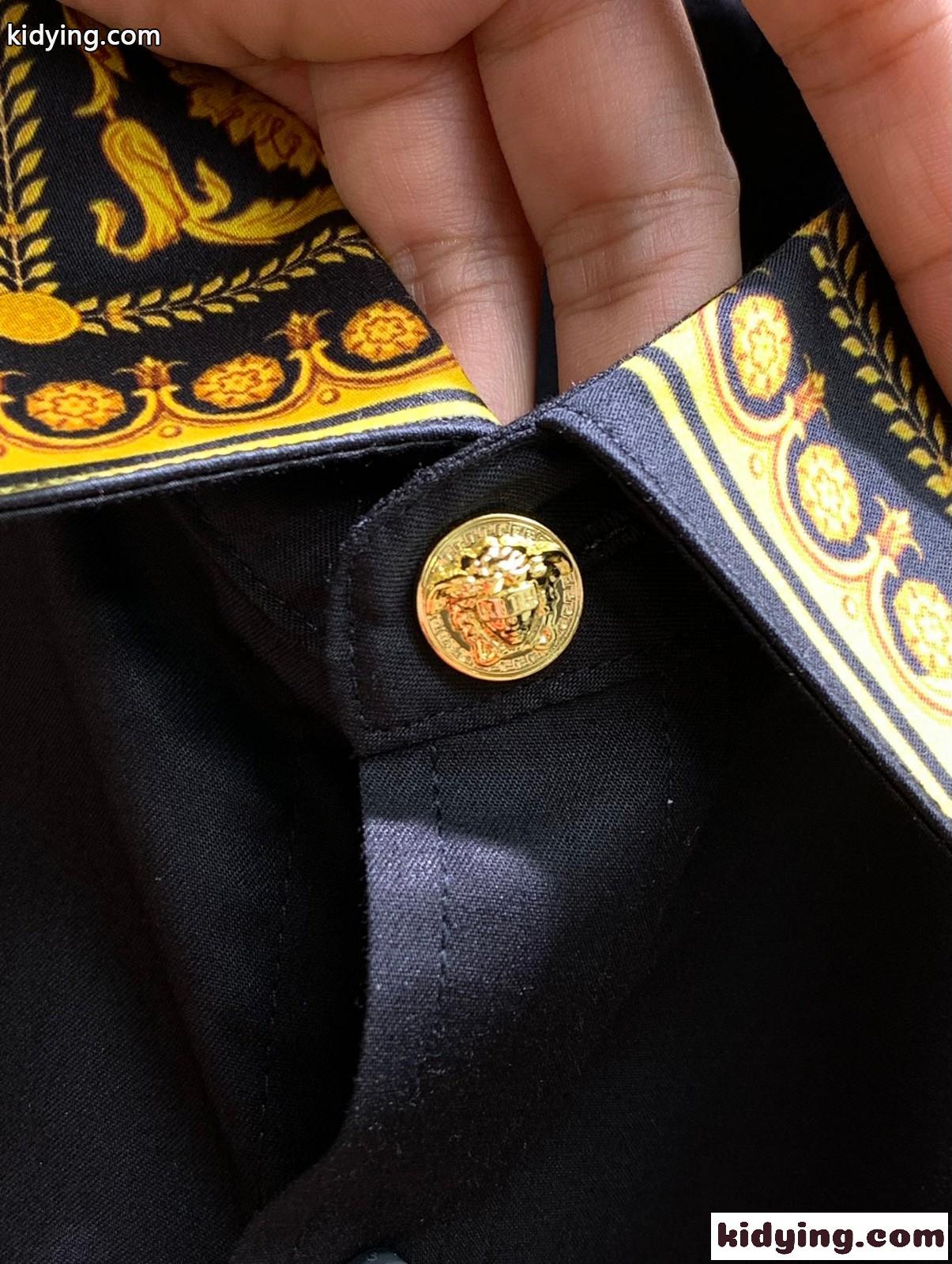 バロッコプリント ロゴ刺繍 長袖シャツ ヴェルサーチェ シャツ コピー ブラック-1