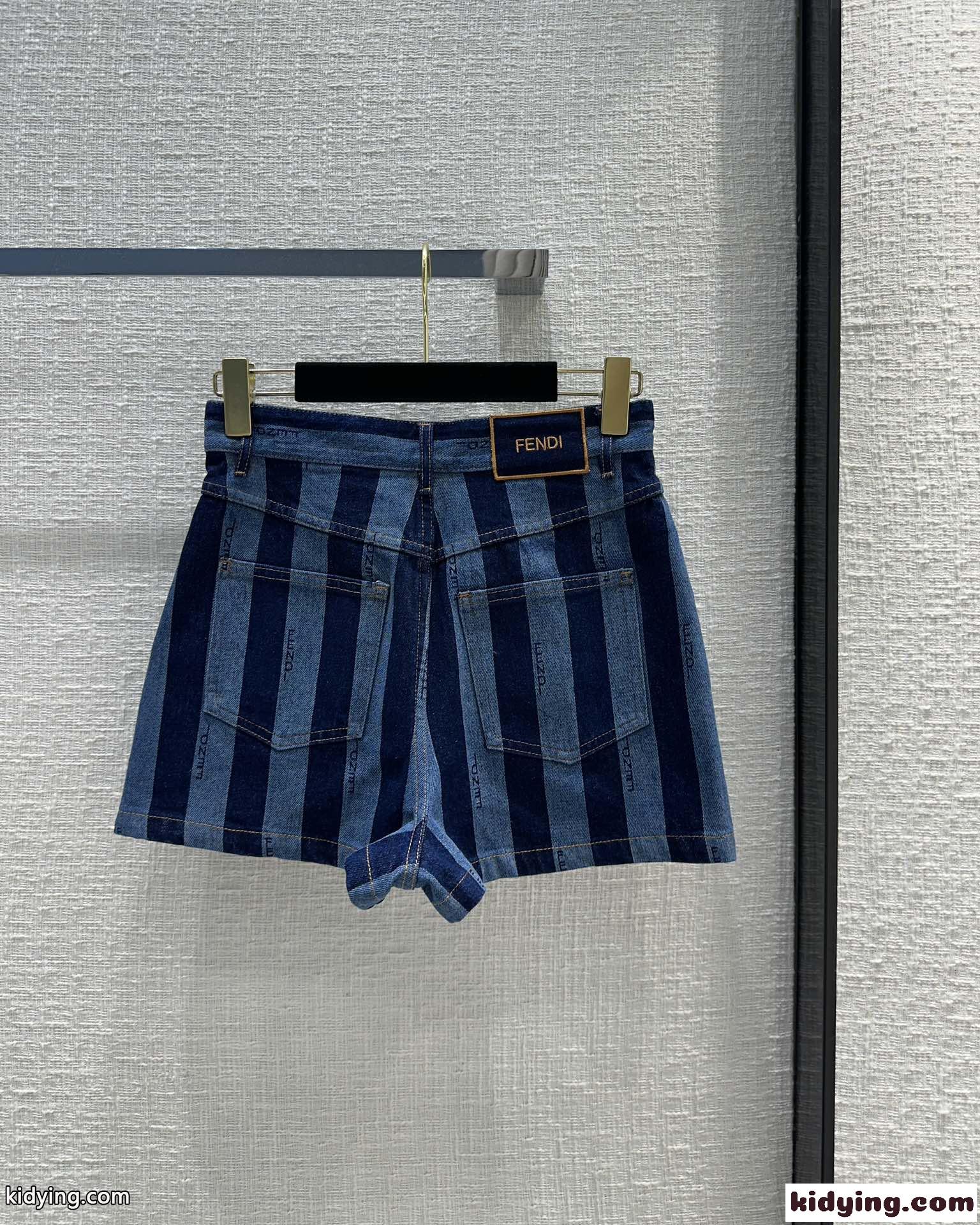 カジュアル お洒落 フェンディ パンツ スーパーコピー デニム ショートパンツ-4
