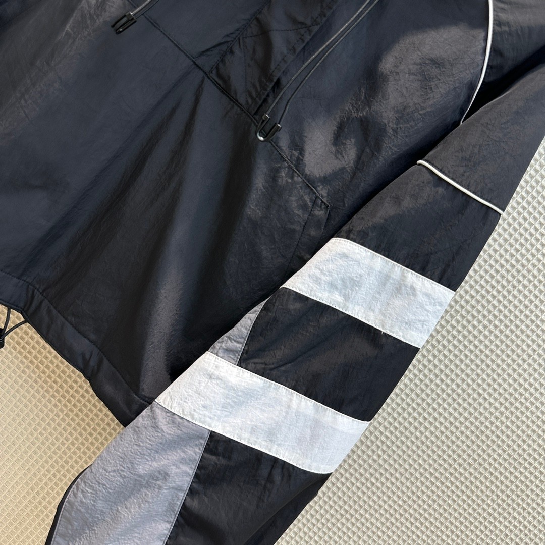 人気 バレンシアガ 3B SPORTS ICON レギュラー TRACKSUIT ジャケット コピー-0