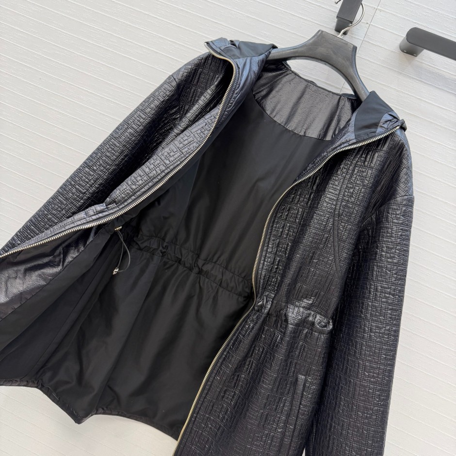 FFモチーフ フーデッド パデッドジャケット フェンディ ジャケット 偽物 ブラック-1