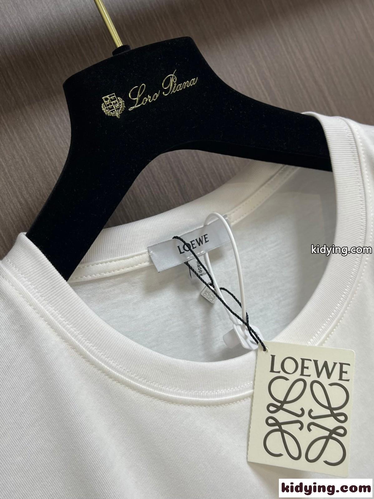 シンプル ロエベ Tシャツ 偽物 アナグラム 刺繍入り 半袖Tシャツ ホワイト-4