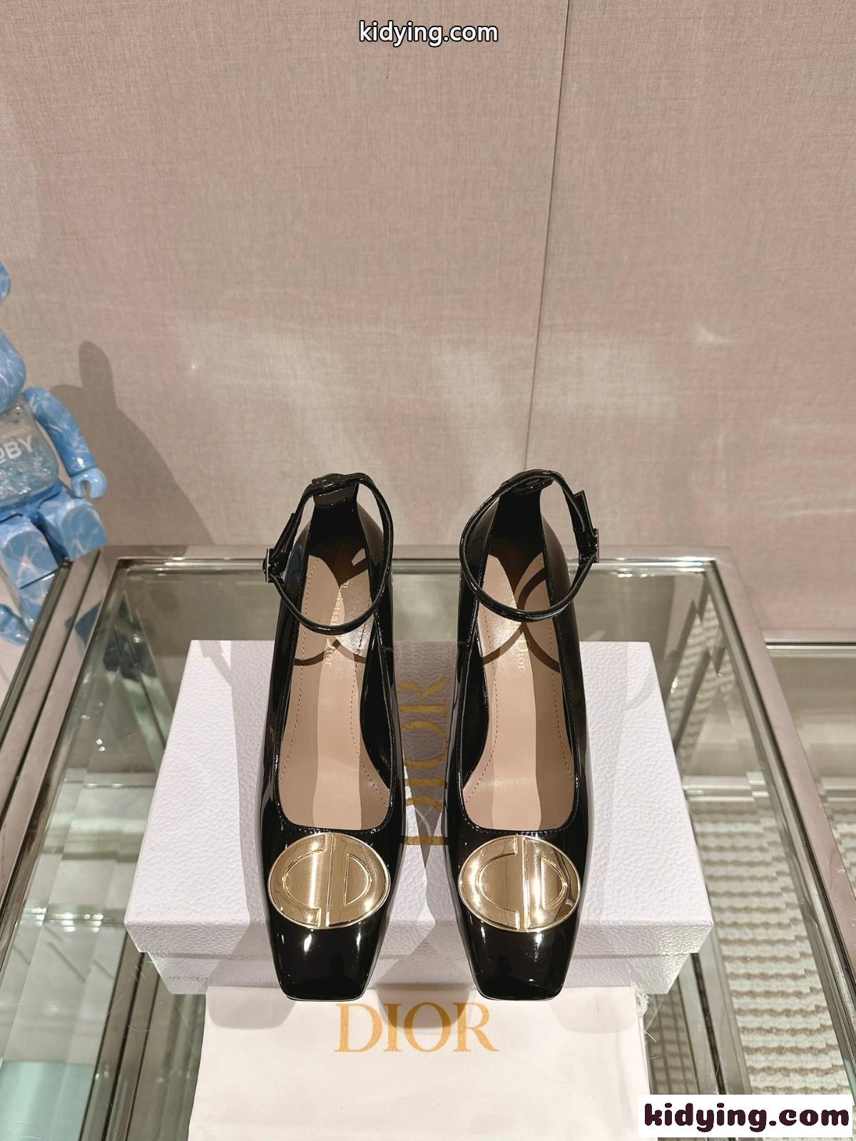 足元に上品さをプラス♪クリスチャン・ディオール シューズ コピー パンプス ブラック-2