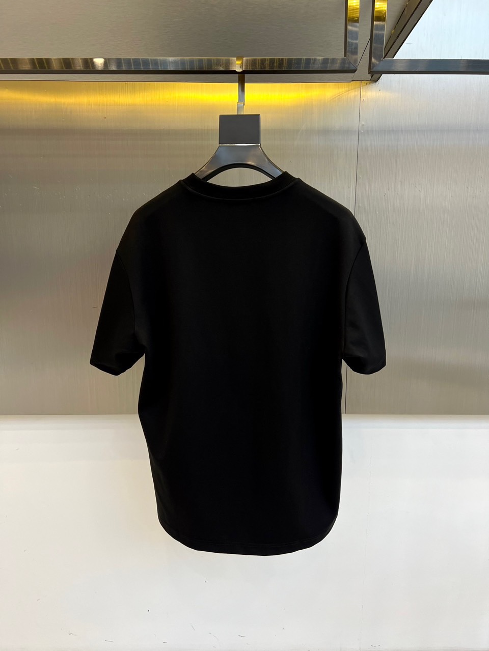 カジュアル クルーネック 半袖Tシャツ ルイ・ヴィトン Tシャツ 偽物 コットン ブラック-3