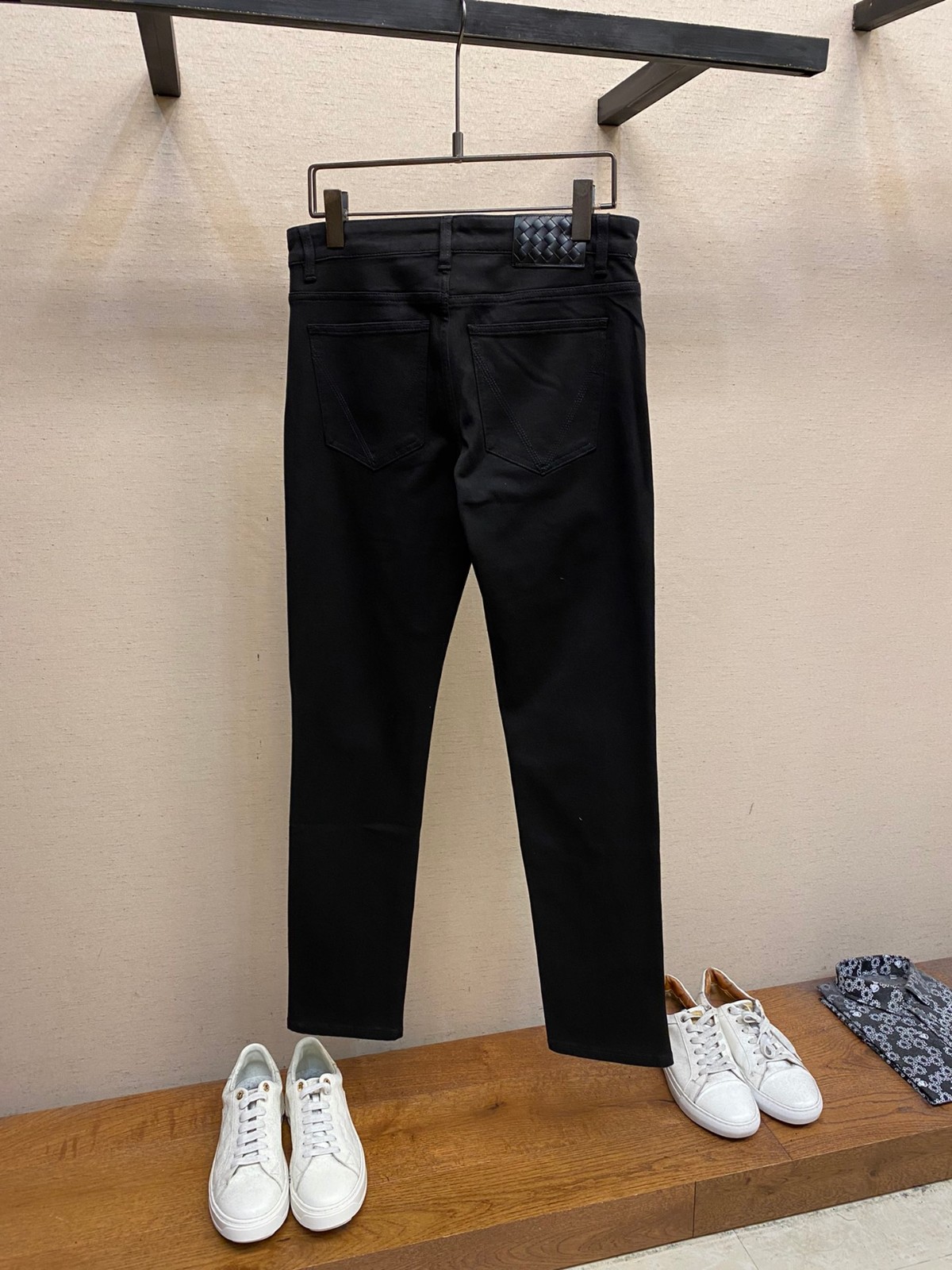 合わせやすい カジュアル メンズ デニムパンツ ボッテガ・ヴェネタ ジーンズ コピー-1