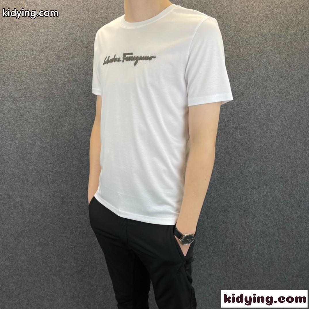 シンプル カジュアル 柔らかい 着心地いい クールネック サルヴァトーレ・フェラガモ 半袖tシャツ コピー ホワイト ブラック-1