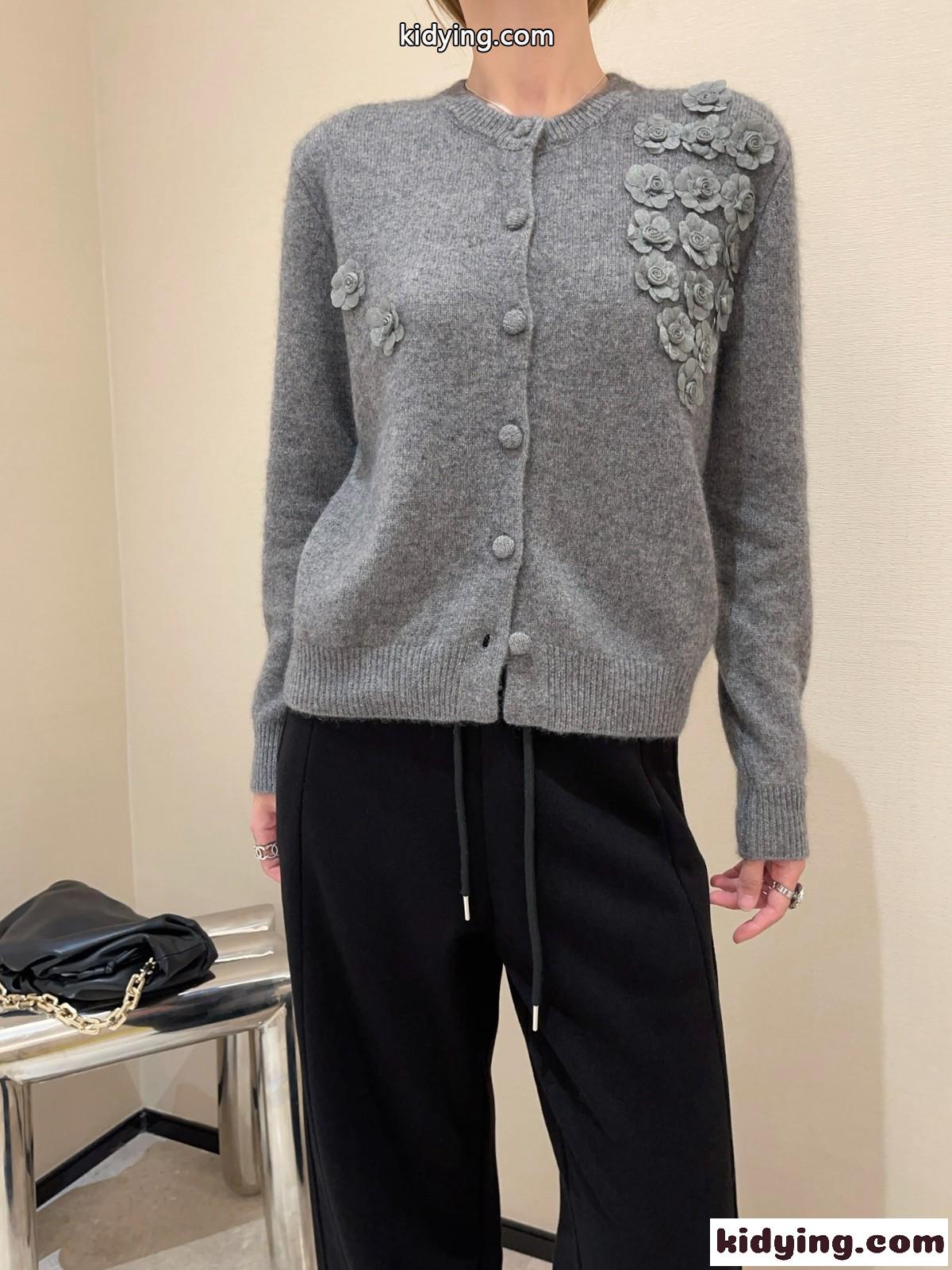洗練された クルーネックカーディガン ミュウミュウ ニット コピー レディース-0