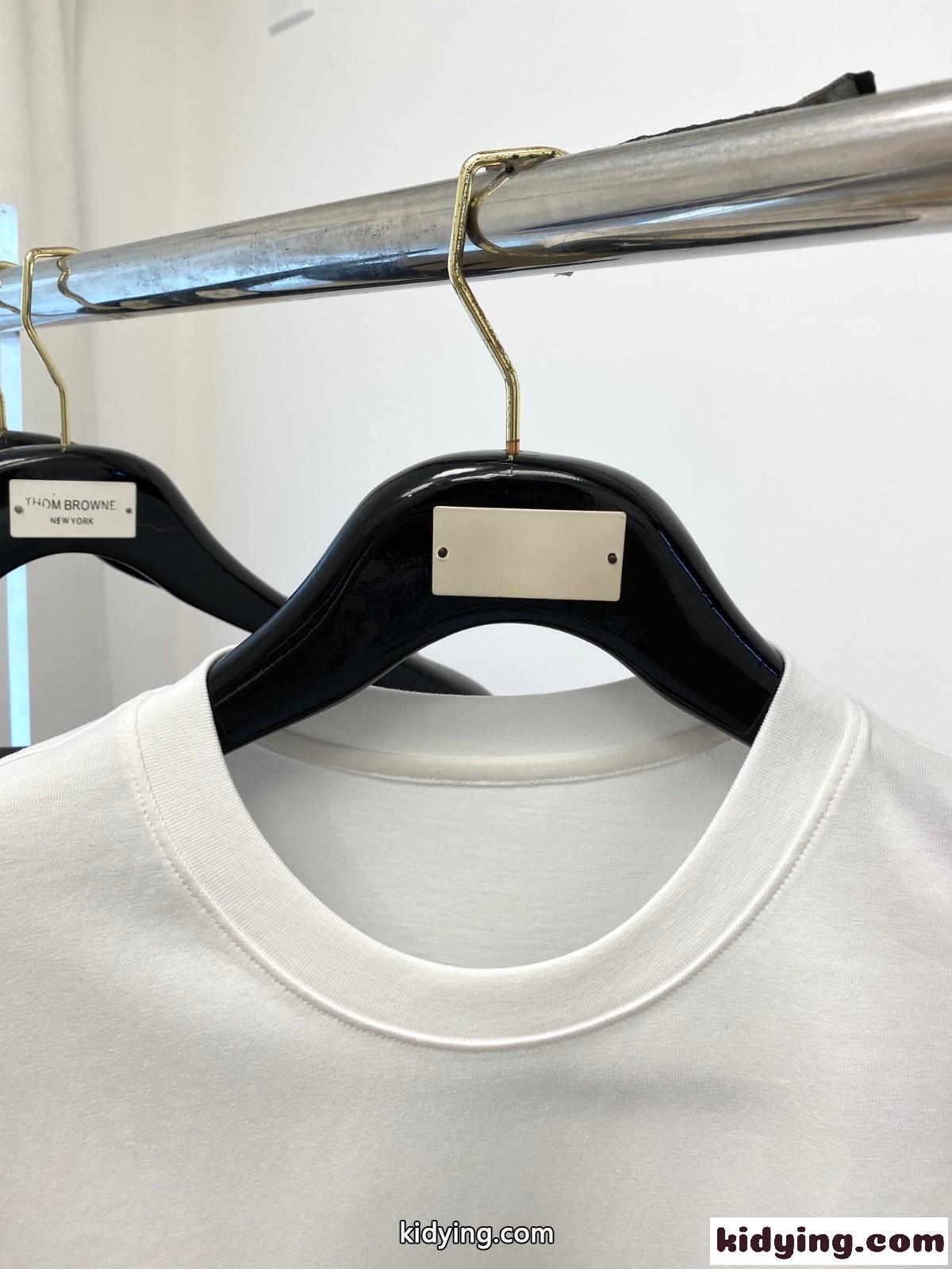 シンプル ドルチェ&ガッバーナ Tシャツ コピー ロゴ入り クルーネック 半袖Tシャツ ホワイト-1