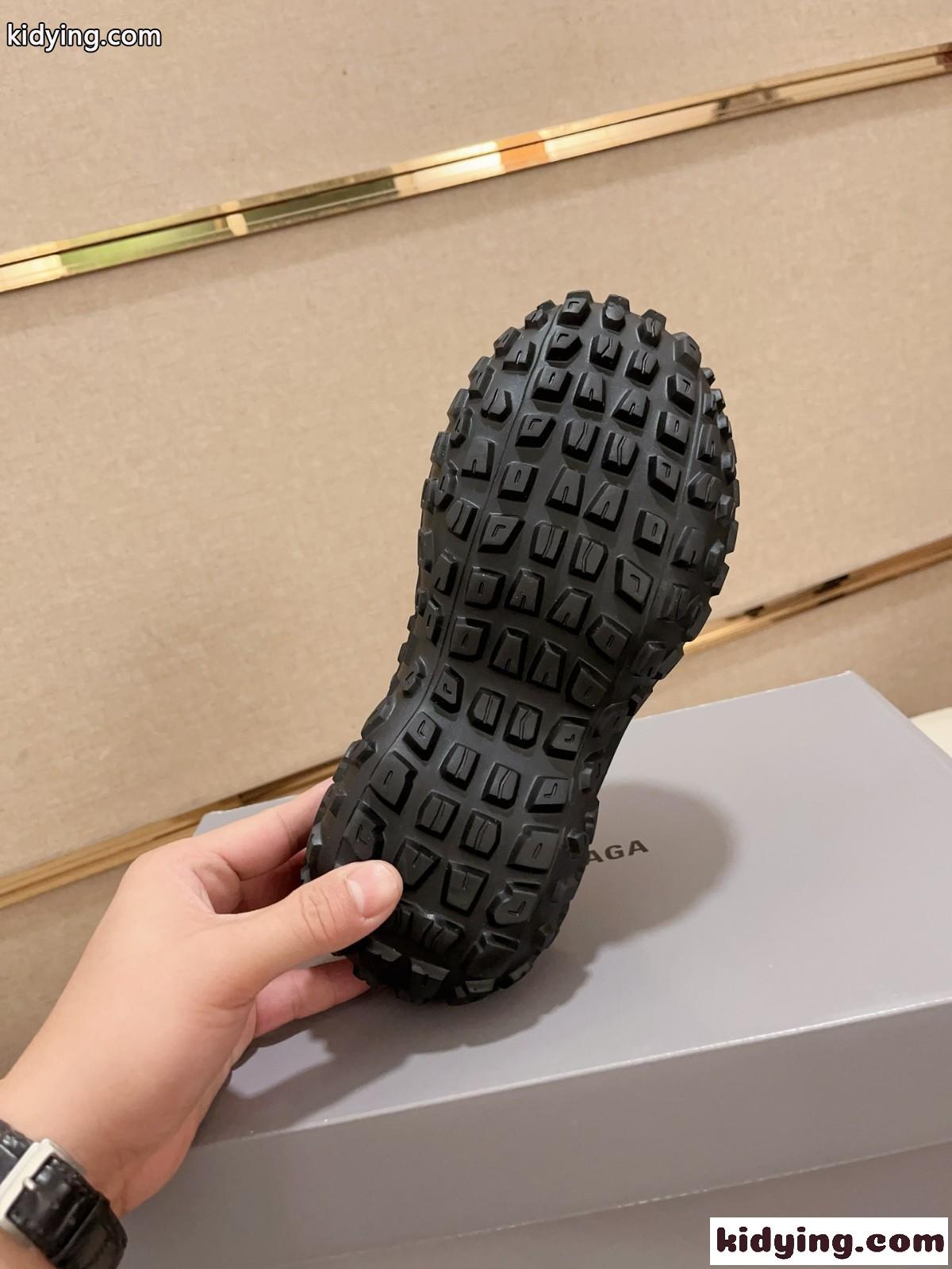 Bouncer チャンキーラバー スリッポン バレンシアガ サンダル スーパーコピー ブラック-2