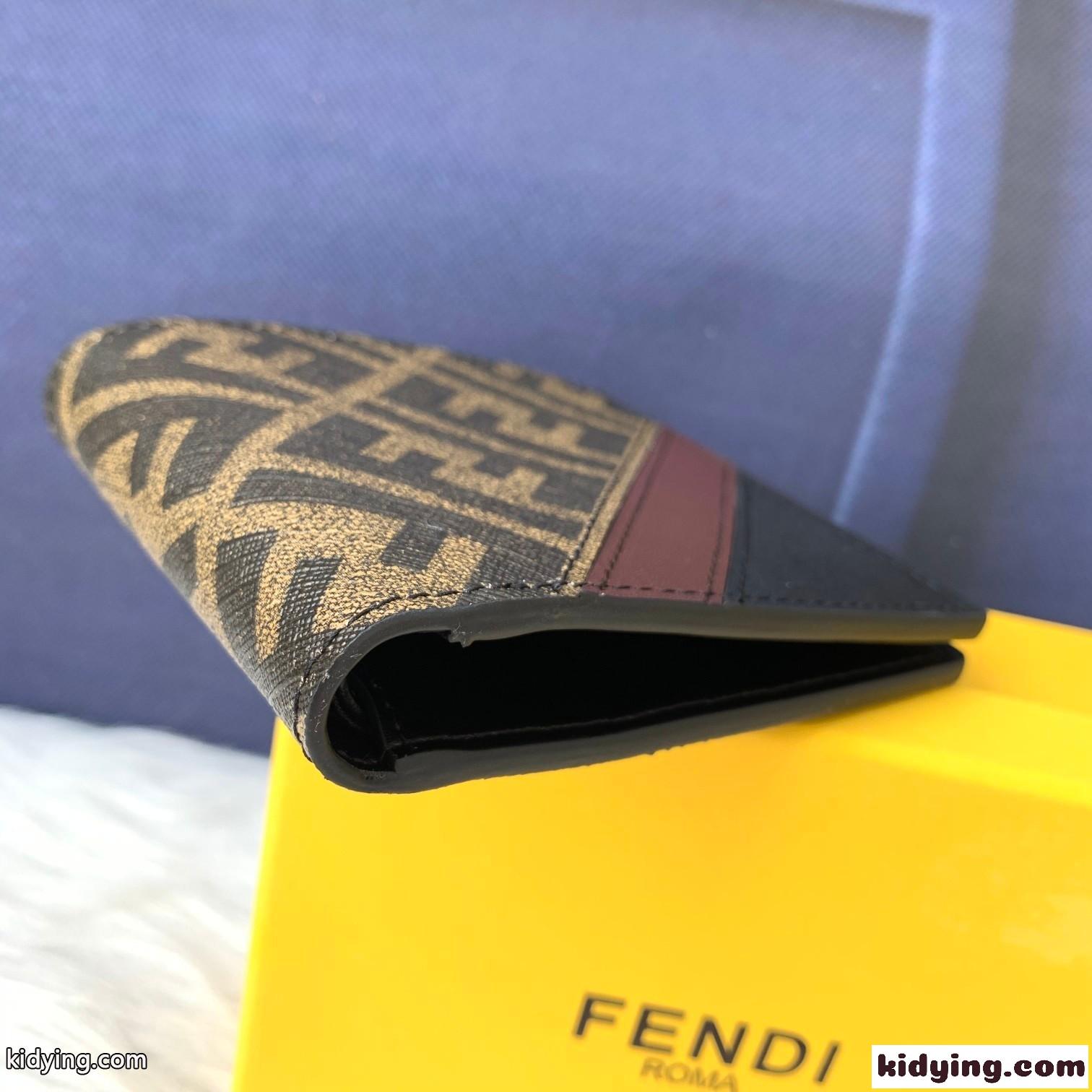フェンディ ダイアゴナル 財布 スーパーコピー ウォレット 二つ折り財布 定番-0