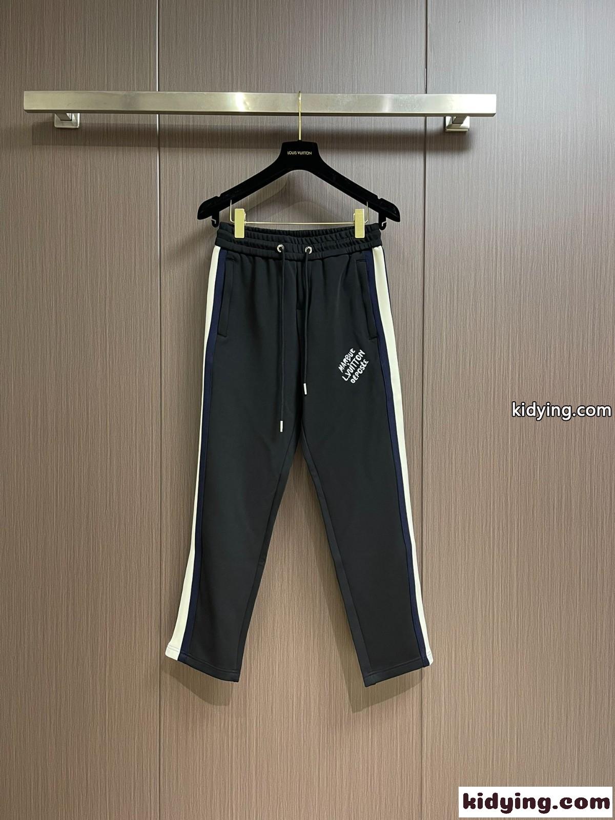 定番 カジュアル ルイヴィトン パンツ コピー サイドライン スウェットパンツ ブラック-2