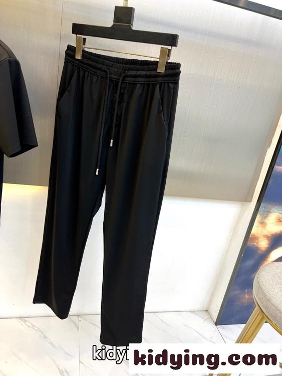 上品 カジュアル 上下セット エルメネジルド・ゼニア セットアップ コピー ブラック-3