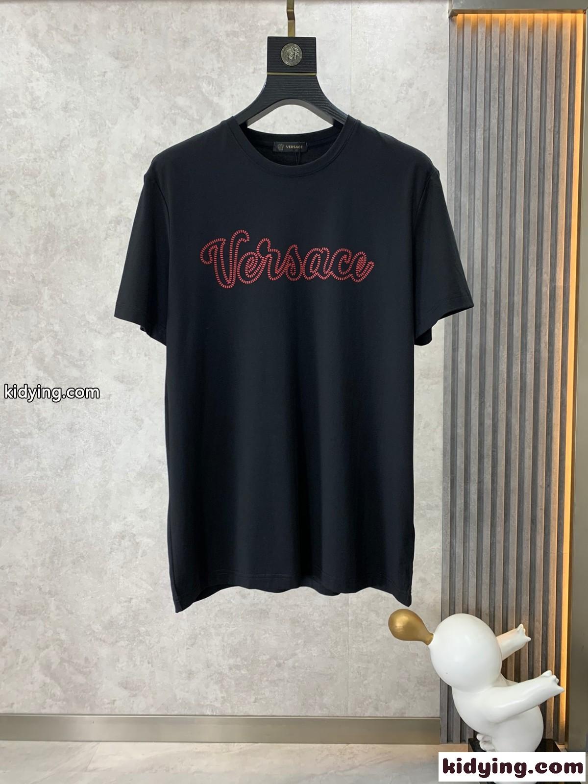 バーシティー ロゴ Tシャツ ヴェルサーチェ Tシャツ コピー 半袖 トップス-0