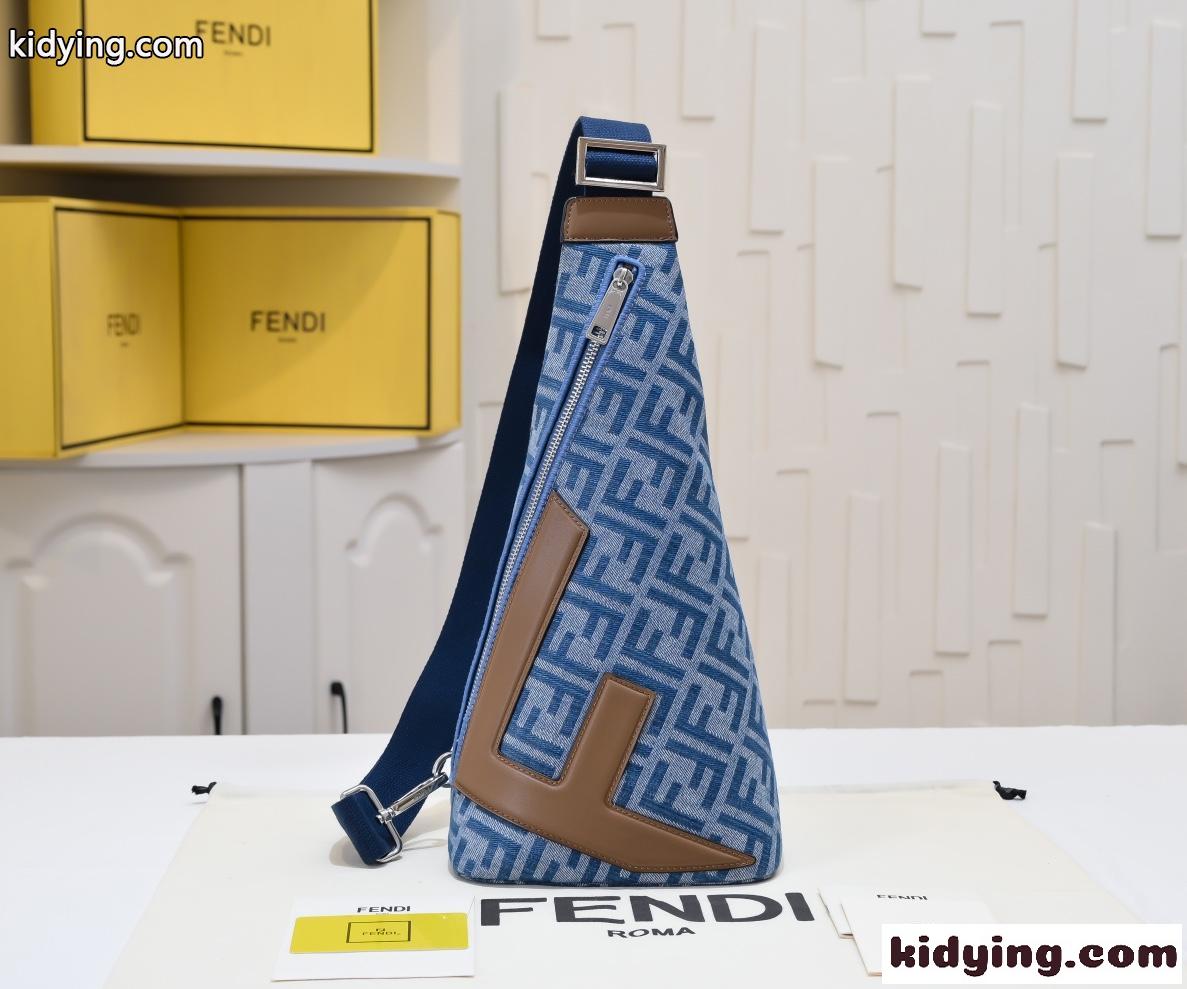 フェンディ コーノ スーパーコピー FFジャカード メンズ ショルダーバッグ-1